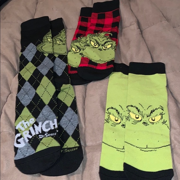 3 pairs Grinch socks never worn, sold 3 together - Picture 1 of 7